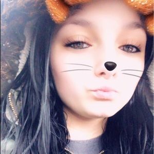 Meet your Posher, Brianna